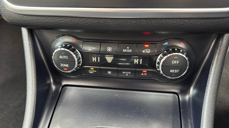 Mercedes-Benz GLA 220d 4Matic AMG Line 5dr Auto [Prem Plus] Diesel Hatchback